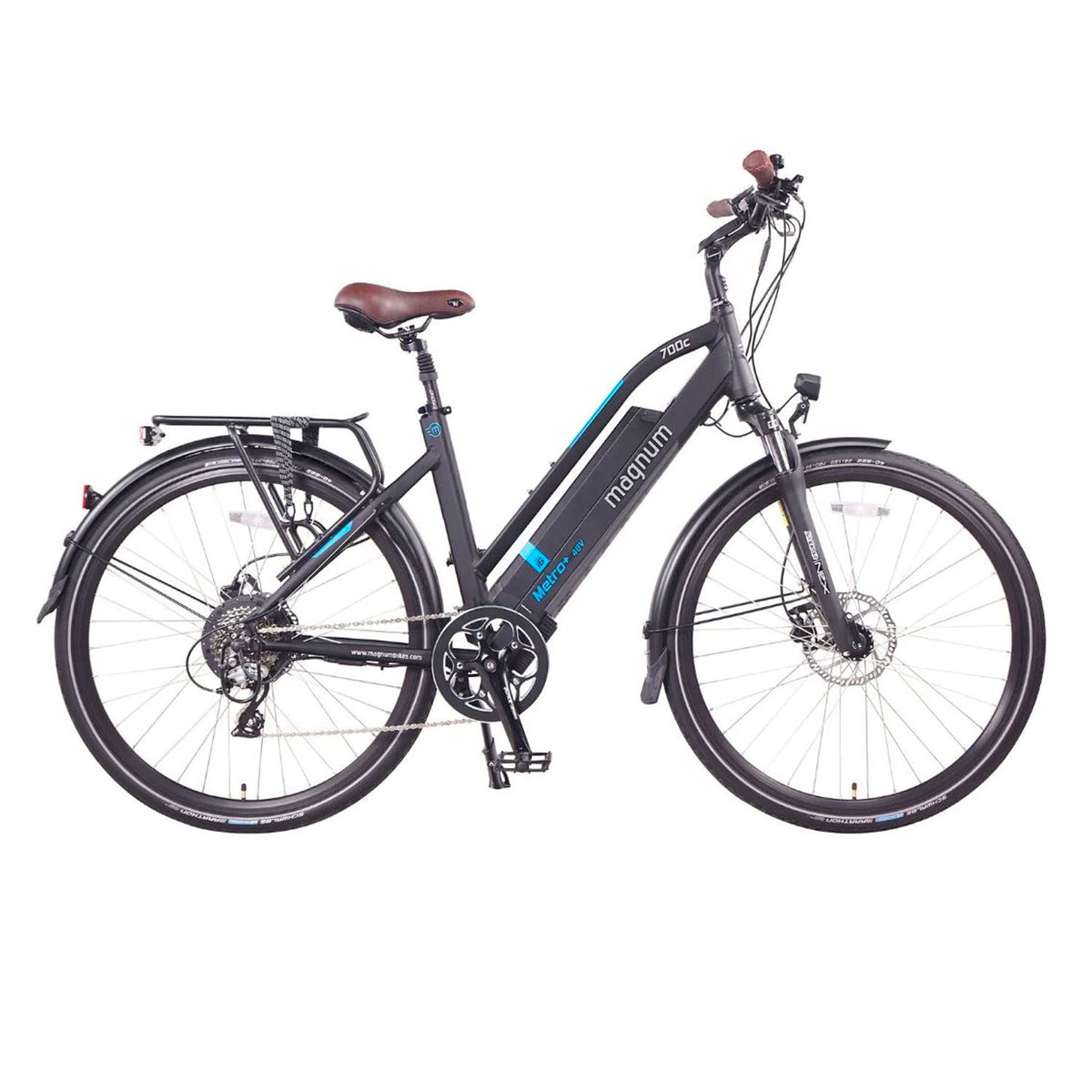 Magnum Metro+ Low Step, Black, 700 Low Step