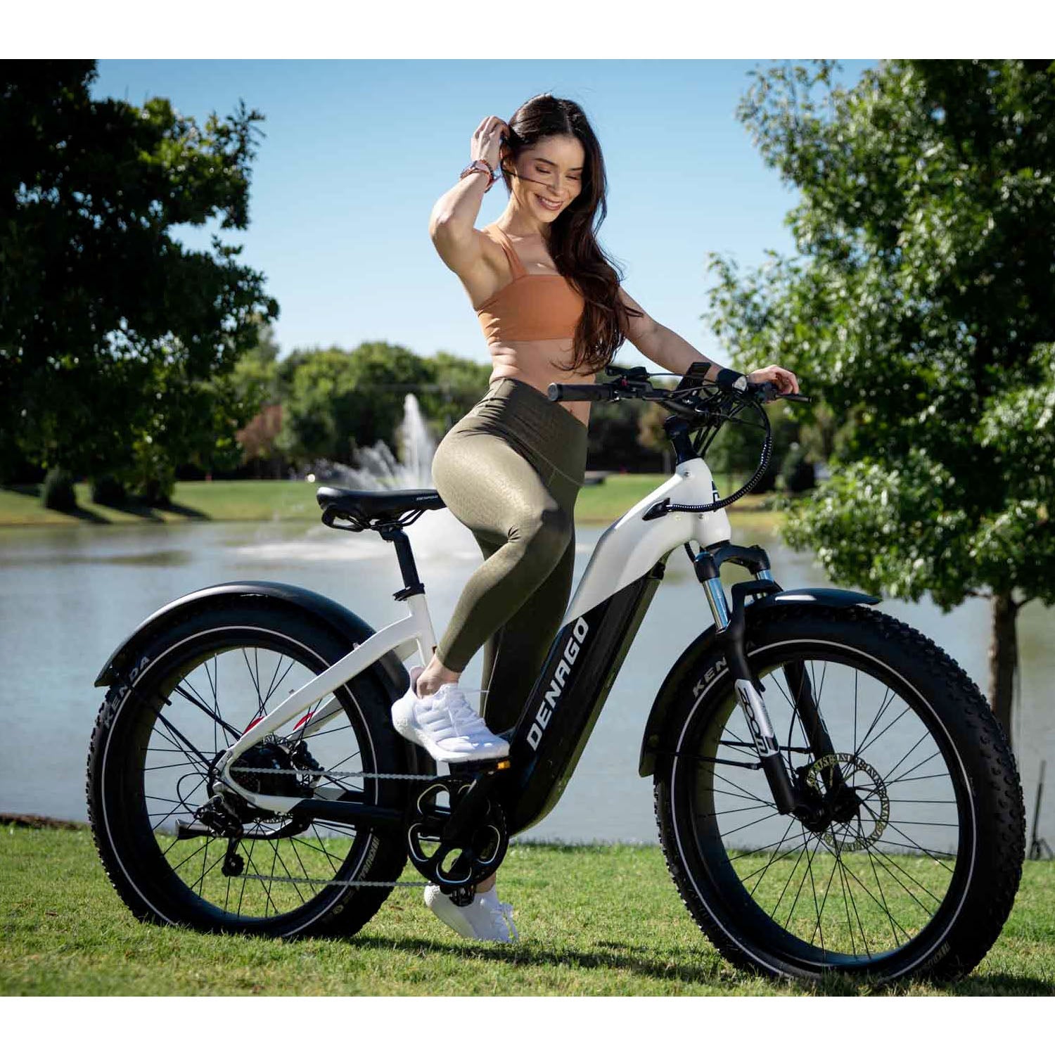 Denago Fat Model 1st eBike > 750 Watt 48V 19.4 AH > Fat Tire > White/Black > Small/Medium, bixbybicycles.com